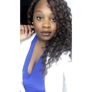 Meet your Posher, Janea